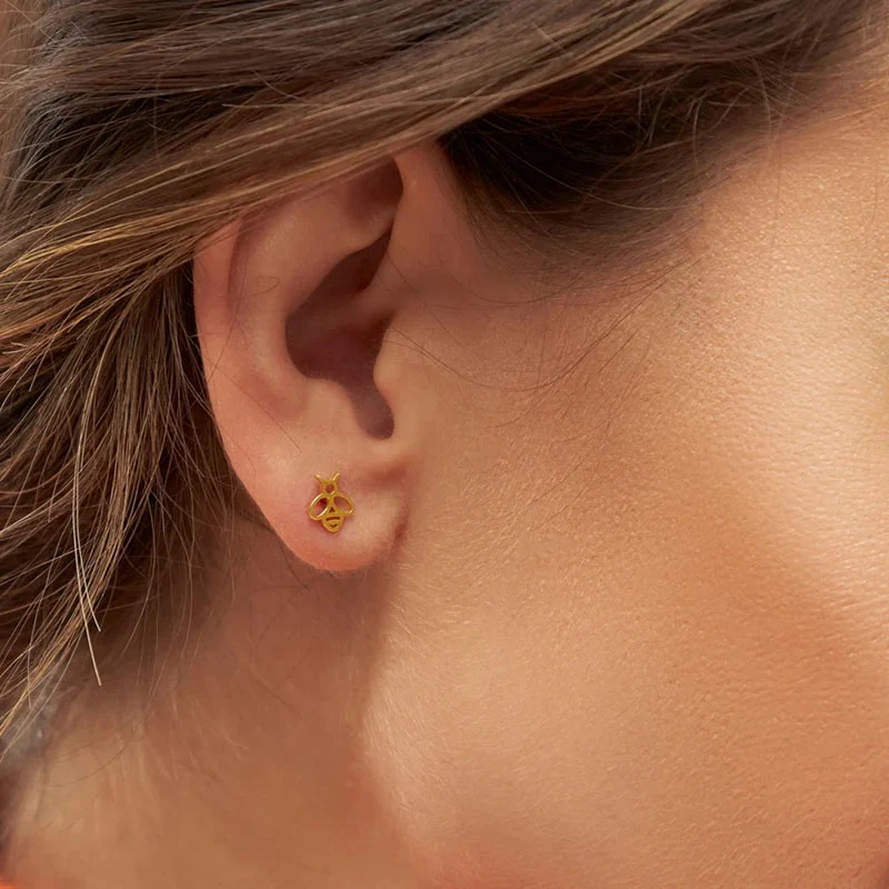 LULU COPENHAGEN Bzzzz Earring in Gold - Image 3