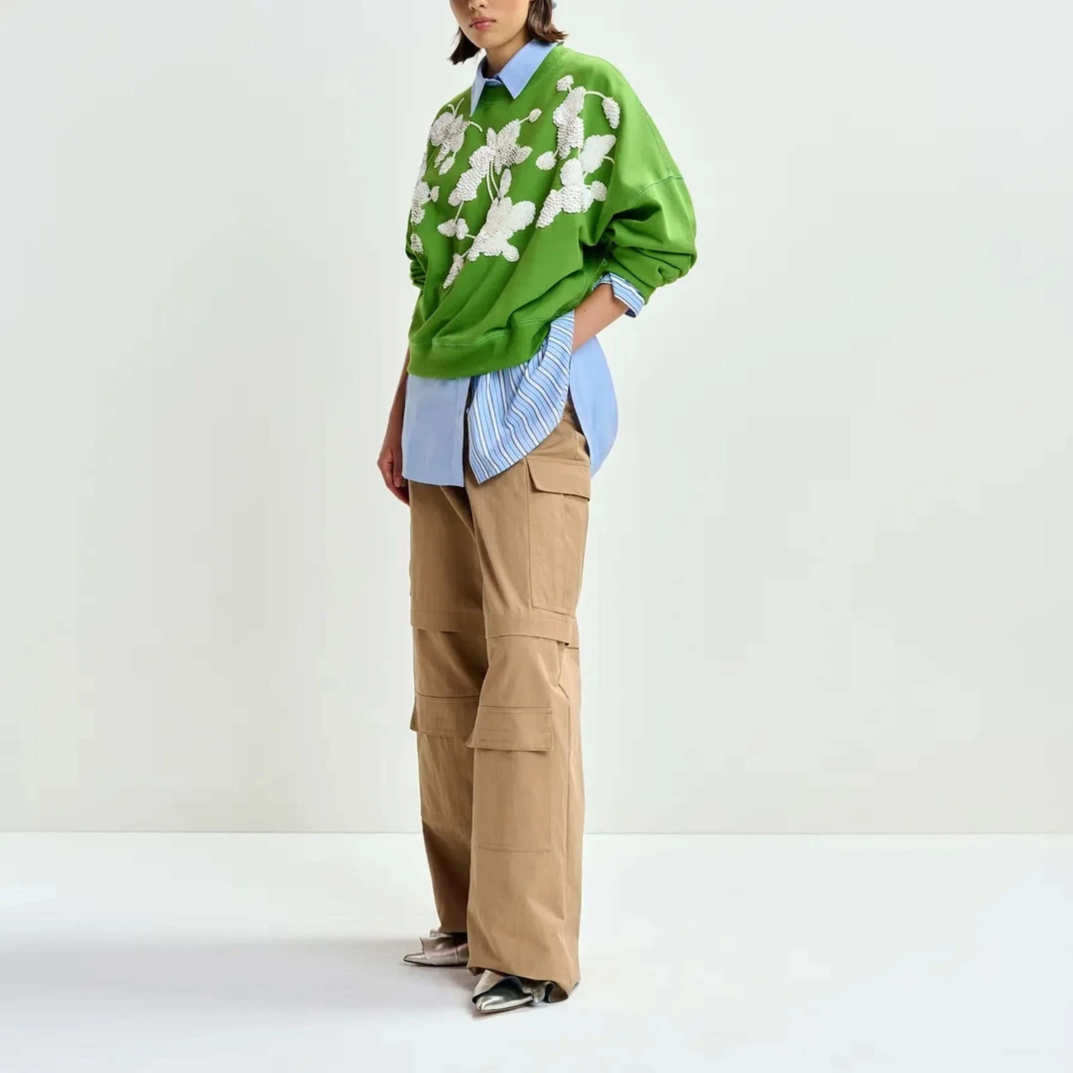 ESSENTIEL ANTWERP Jaga Embroidered Sweatshirt in Spirulina/Green - Image 6