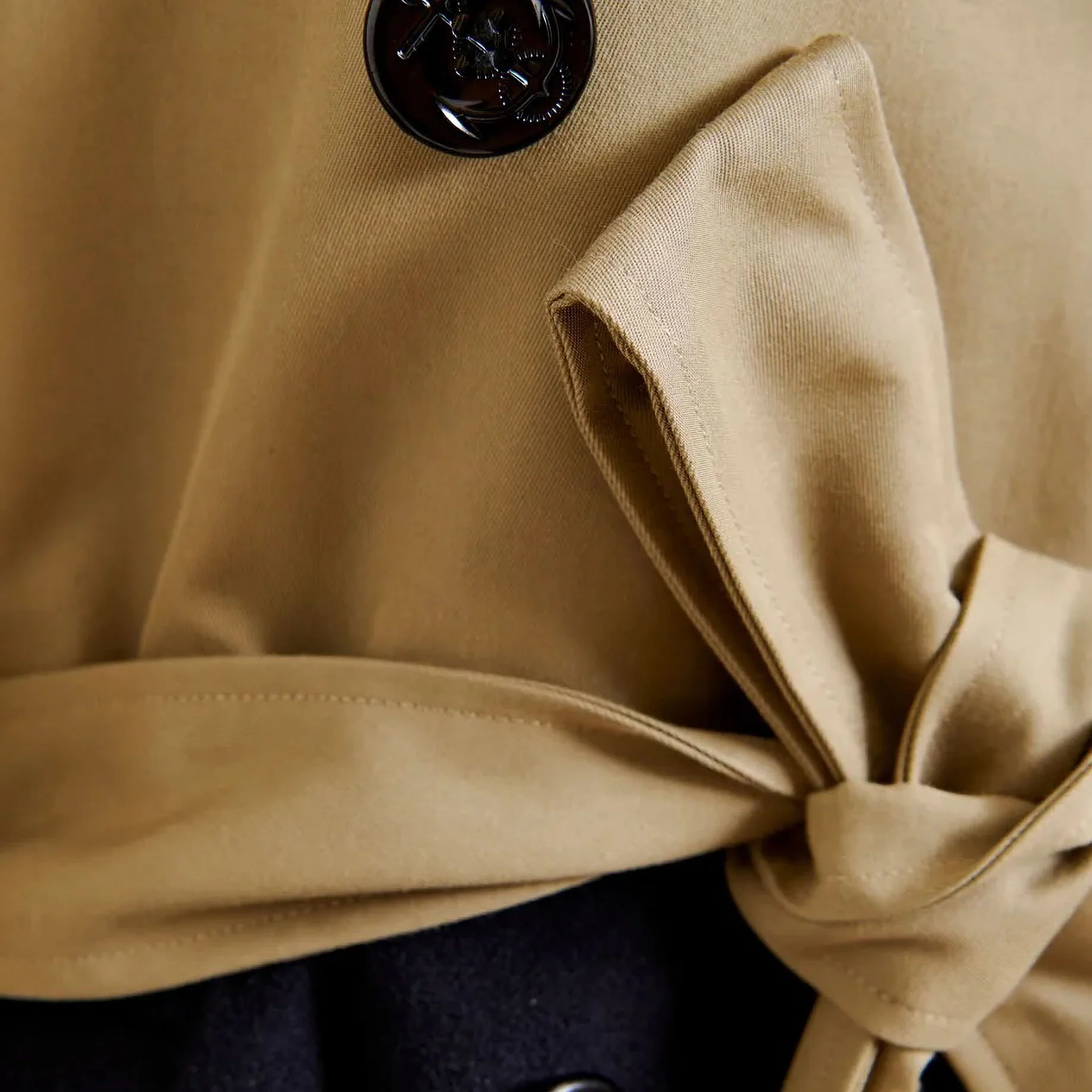 ESSENTIEL ANTWERP Just Patchwork Trenchcoat in Gingerbread/Black - Image 5