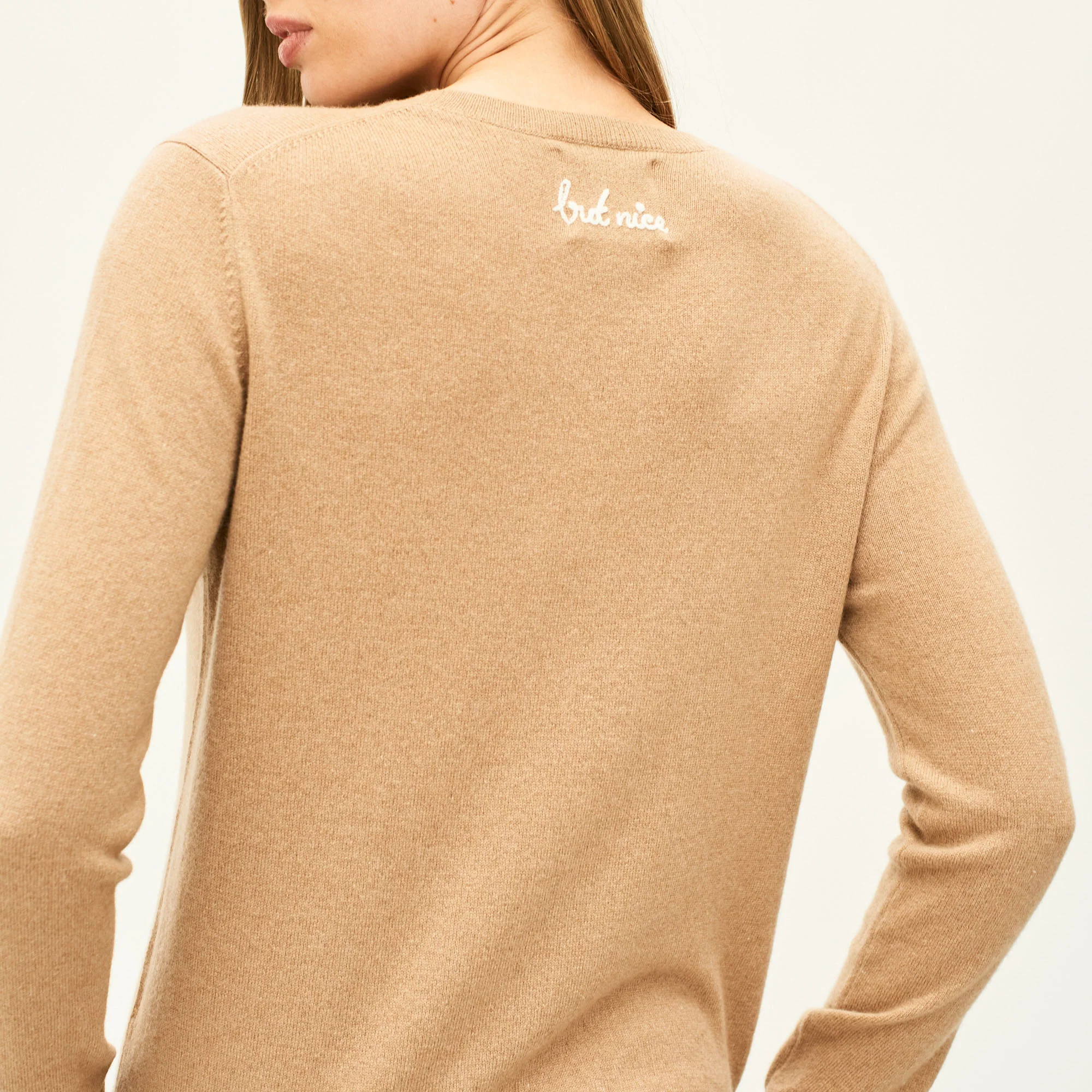 JUMPER 1234 Cashmere Naughty Crew in Sandstone - Image 8