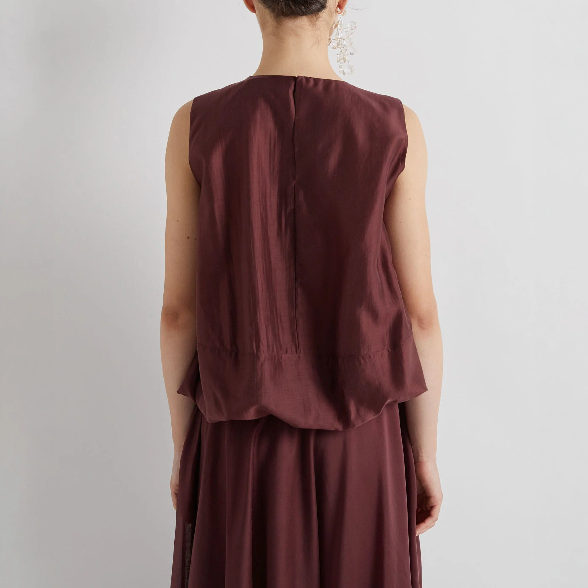 MEI MEIJ Sleeveless Top in Sangria - Image 3