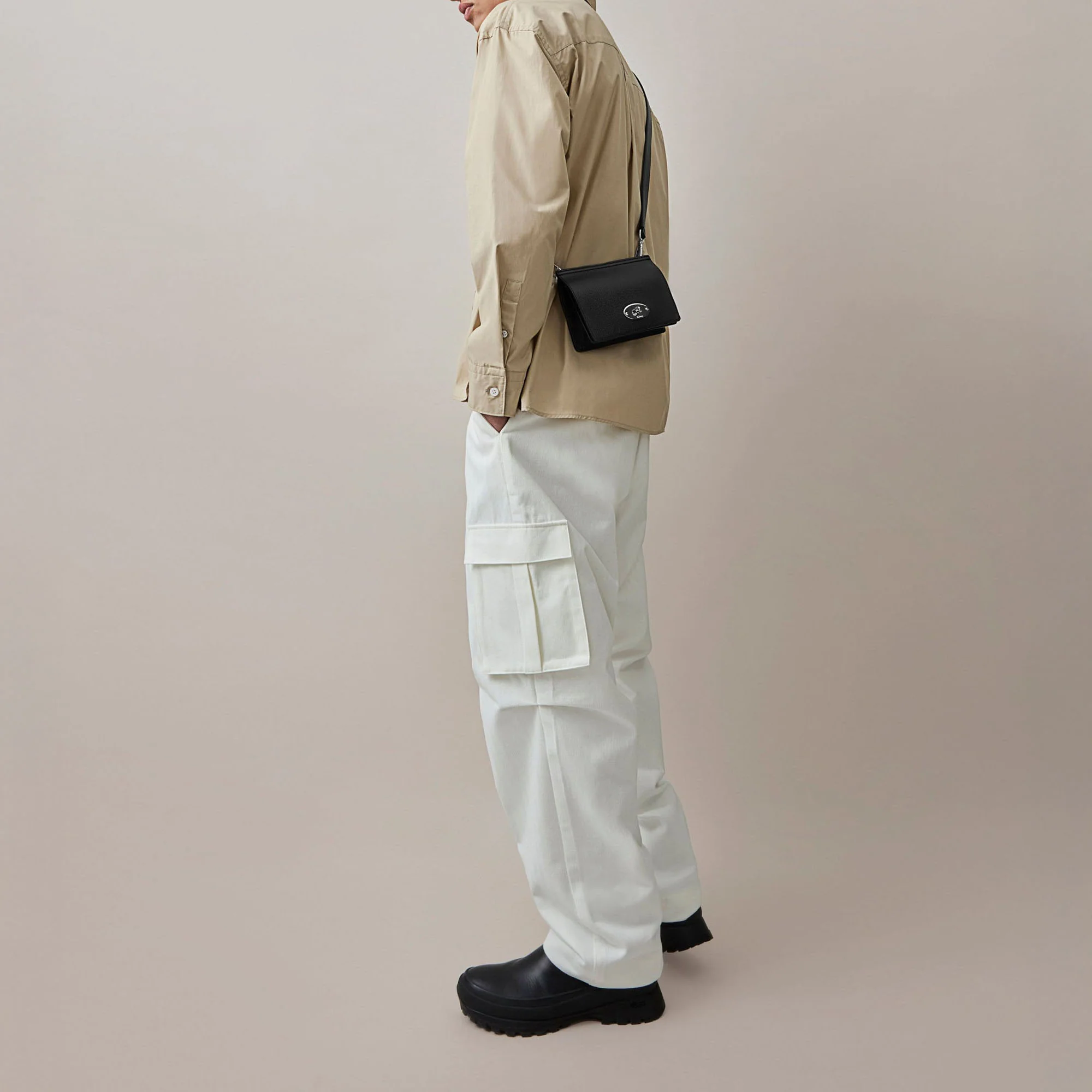 MULBERRY East West Small Antony Messenger in Black SCG - Image 7