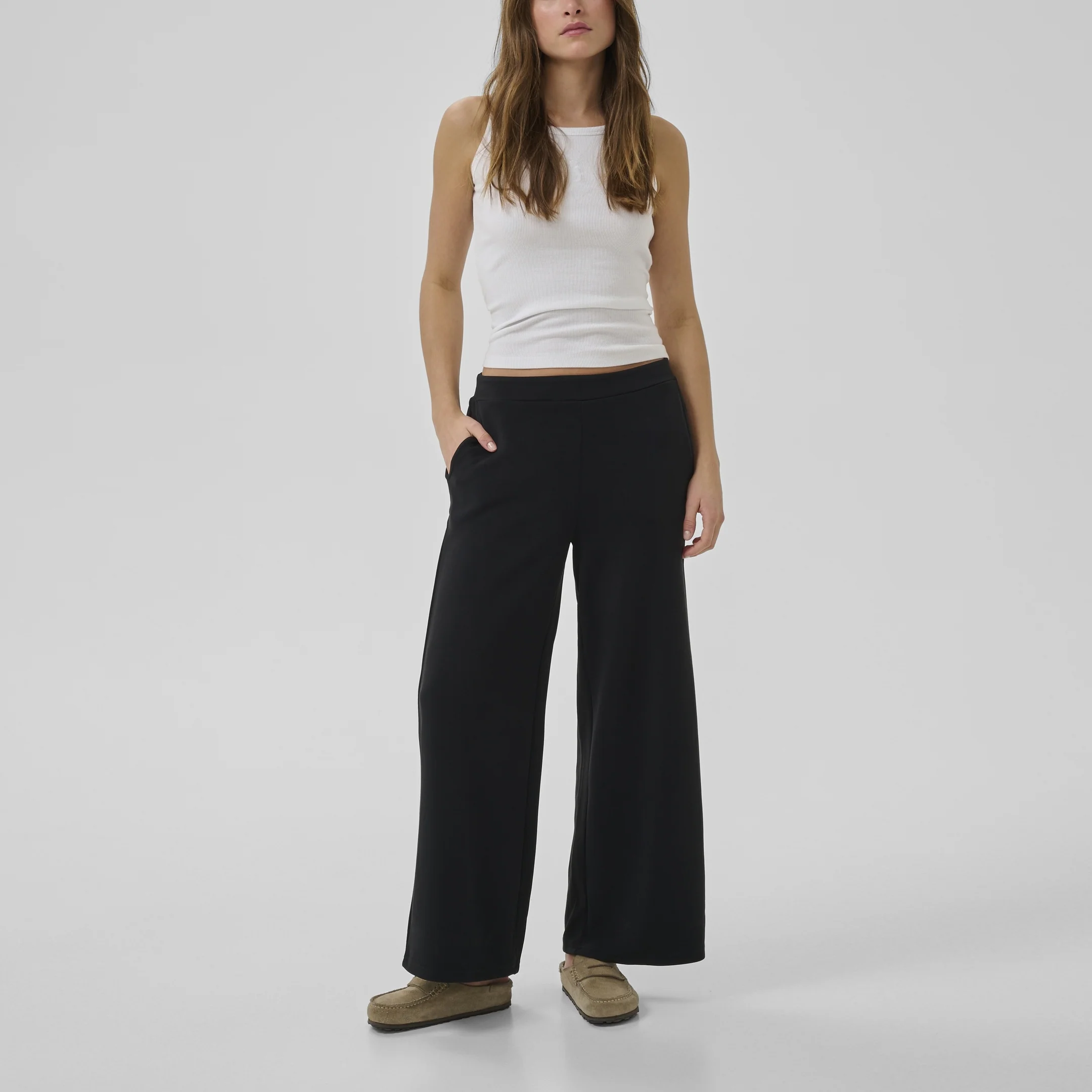 MY ESSENTIAL WARDROBE MWHelle Wide Pant in Black - Image 5