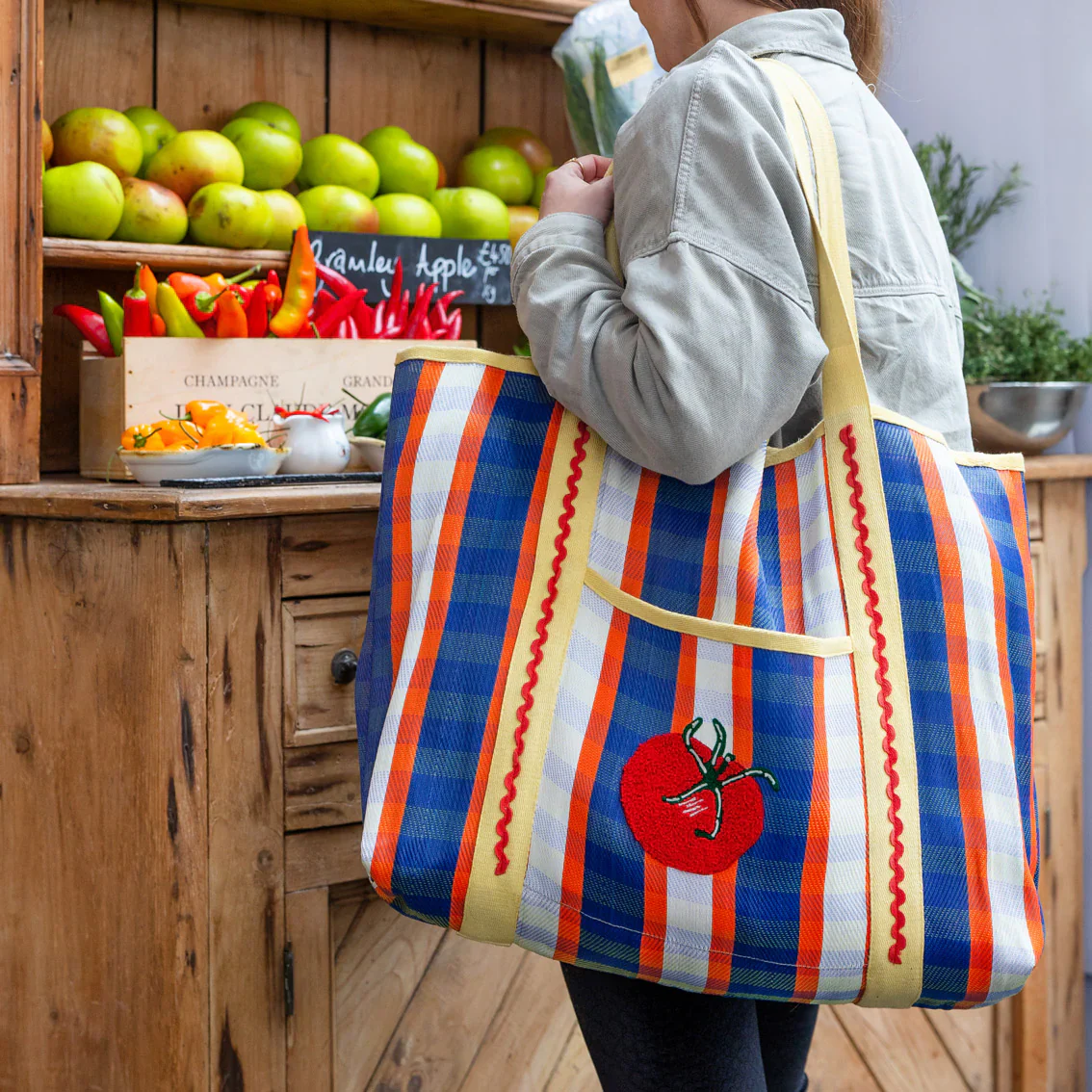 TALKING TABLES Tomato Tote Bag in Blue/Yellow - Image 4