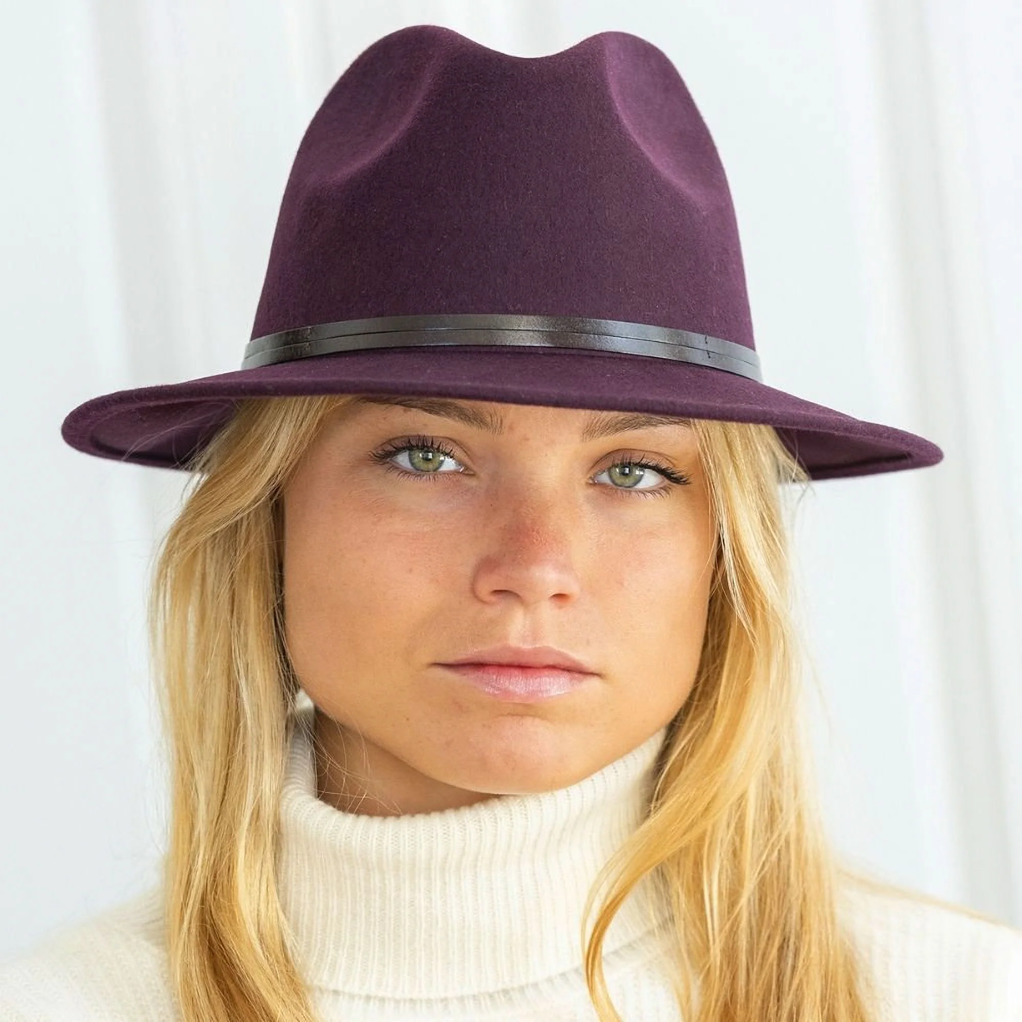 TRAVAUX EN COURS Felt Fedora in Plum - Image 2