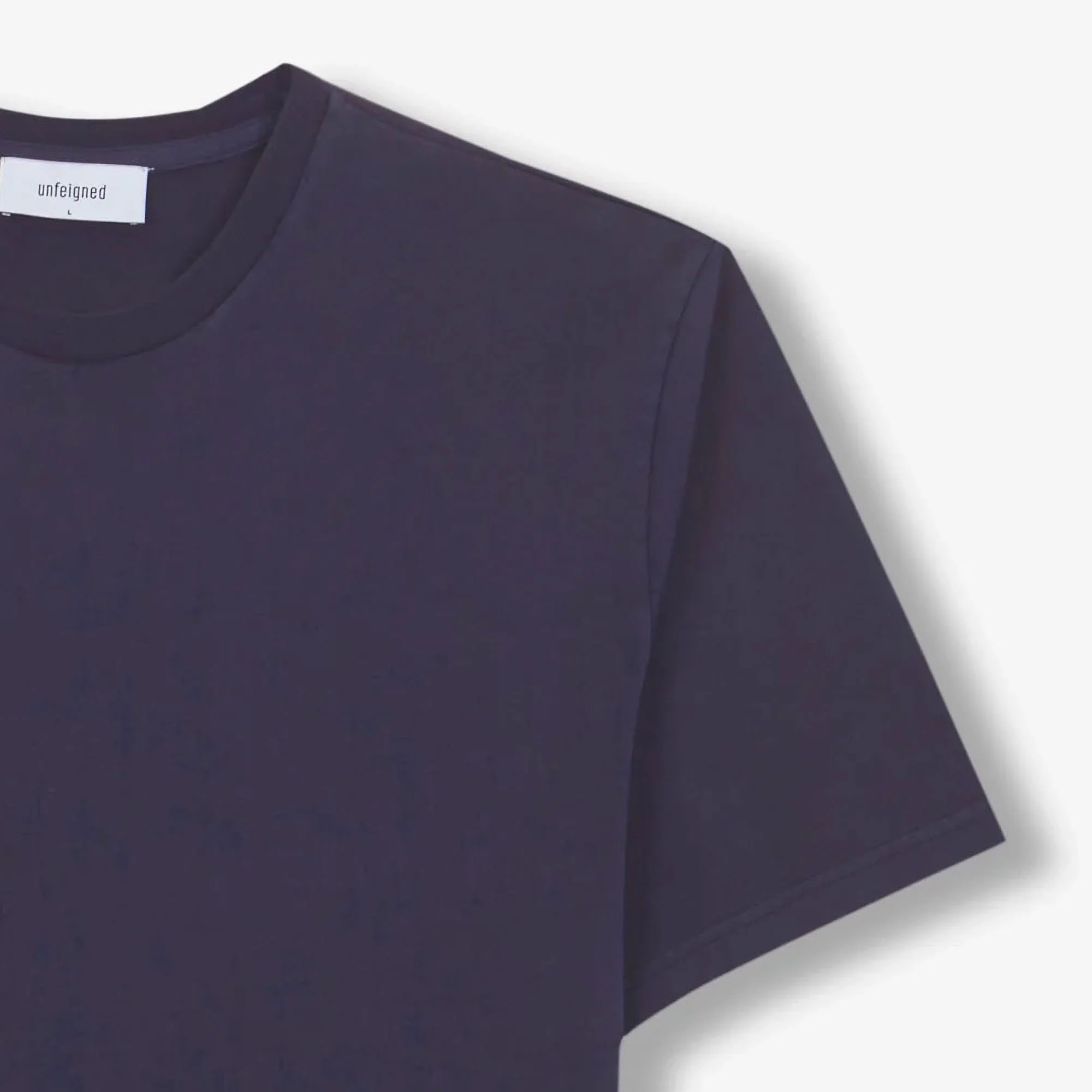 UNFEIGNED Basic T-Shirt in Navy Blue - Image 2
