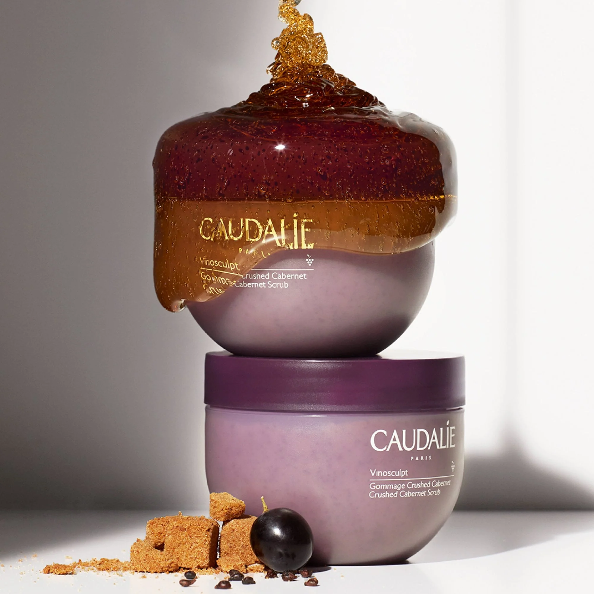 CAUDALIE Vinosculpt Crushed Cabarnet Scrub 225g - Image 3